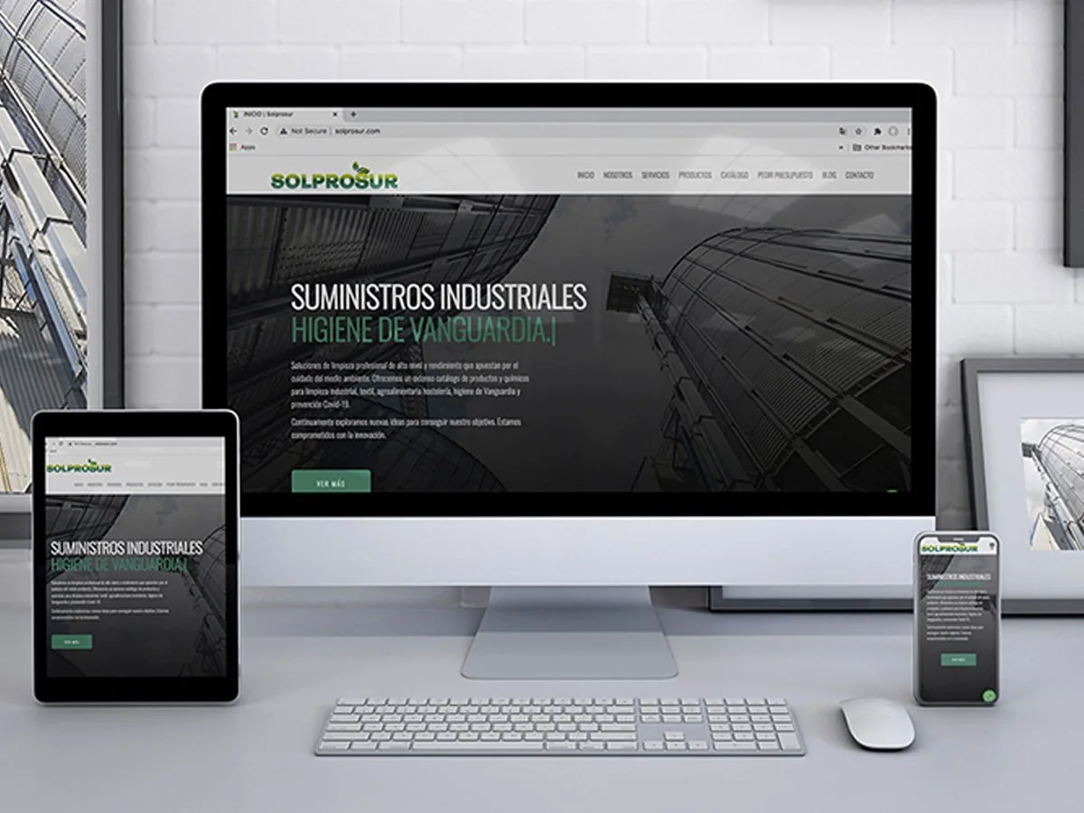 Web corporativa de Solprosur en escritorio, tablet y móvil